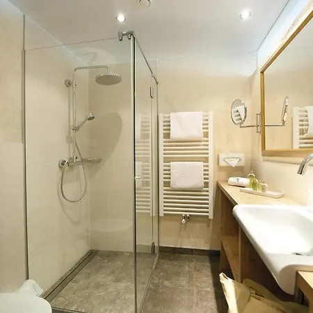 מלון Alpine Goies Superior (adults Only) 4*