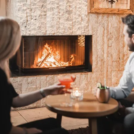 מלון Alpine Goies Superior (adults Only) 4*