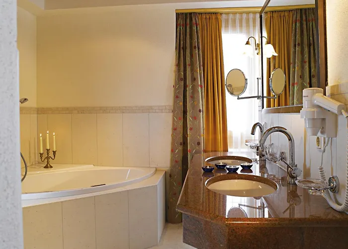 Alpine Goies Superior (adults Only) ホテル 4*