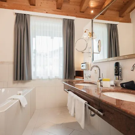 Alpine Goies Superior (adults Only)